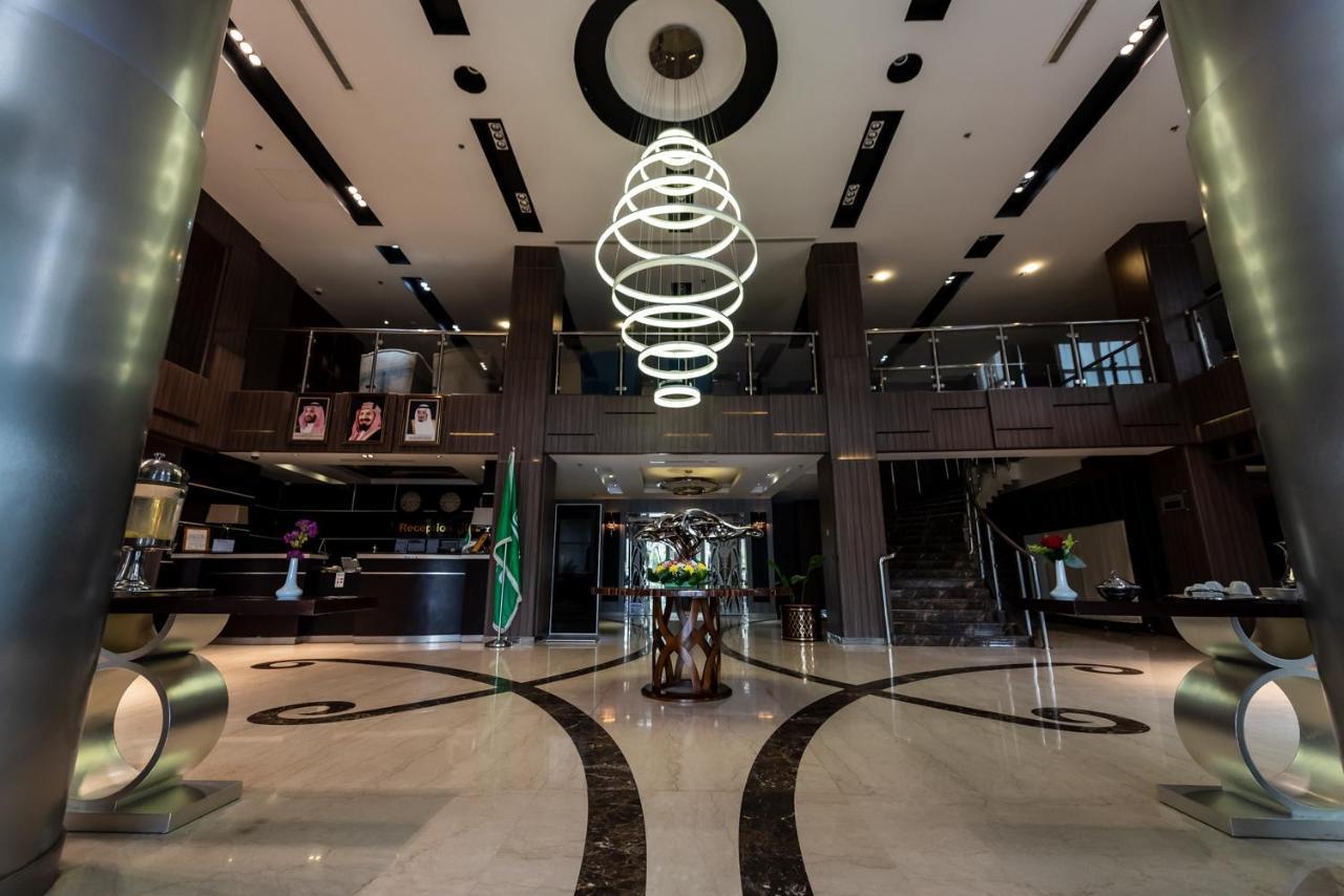 National Park Hotel Baljurasi Kültér fotó