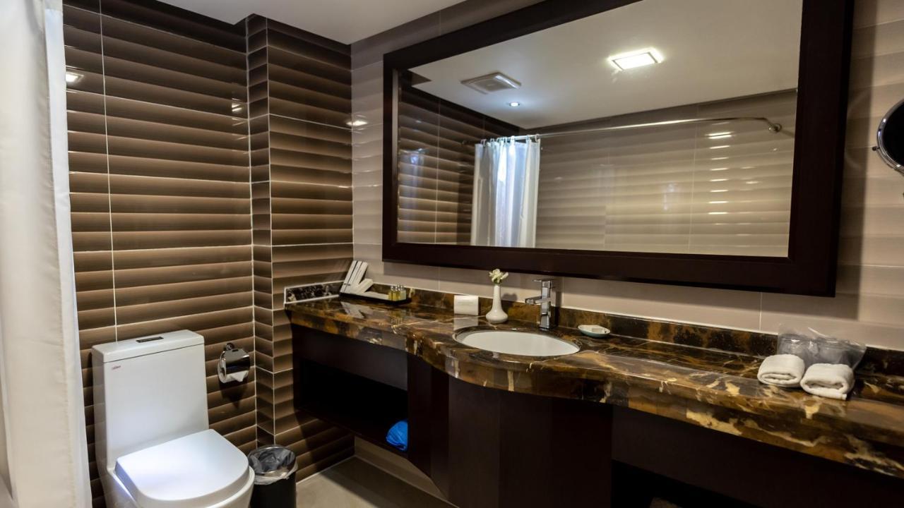 National Park Hotel Baljurasi Kültér fotó