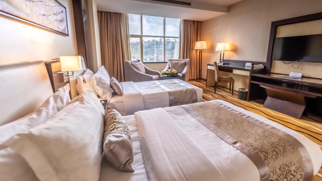 National Park Hotel Baljurasi Kültér fotó